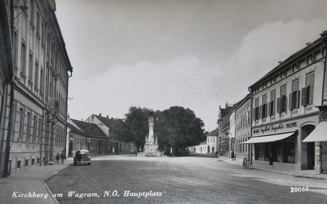  Der Marktplatz                    