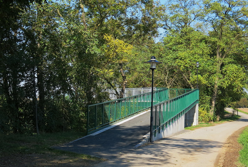 Die neue Brücke  